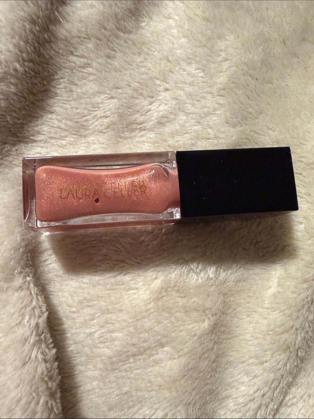 Laura Geller Fine Shine Glossy Lip Oil — Soft Pink